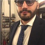 Laureato in biotecnologie molecolari e specializzato in polimeri